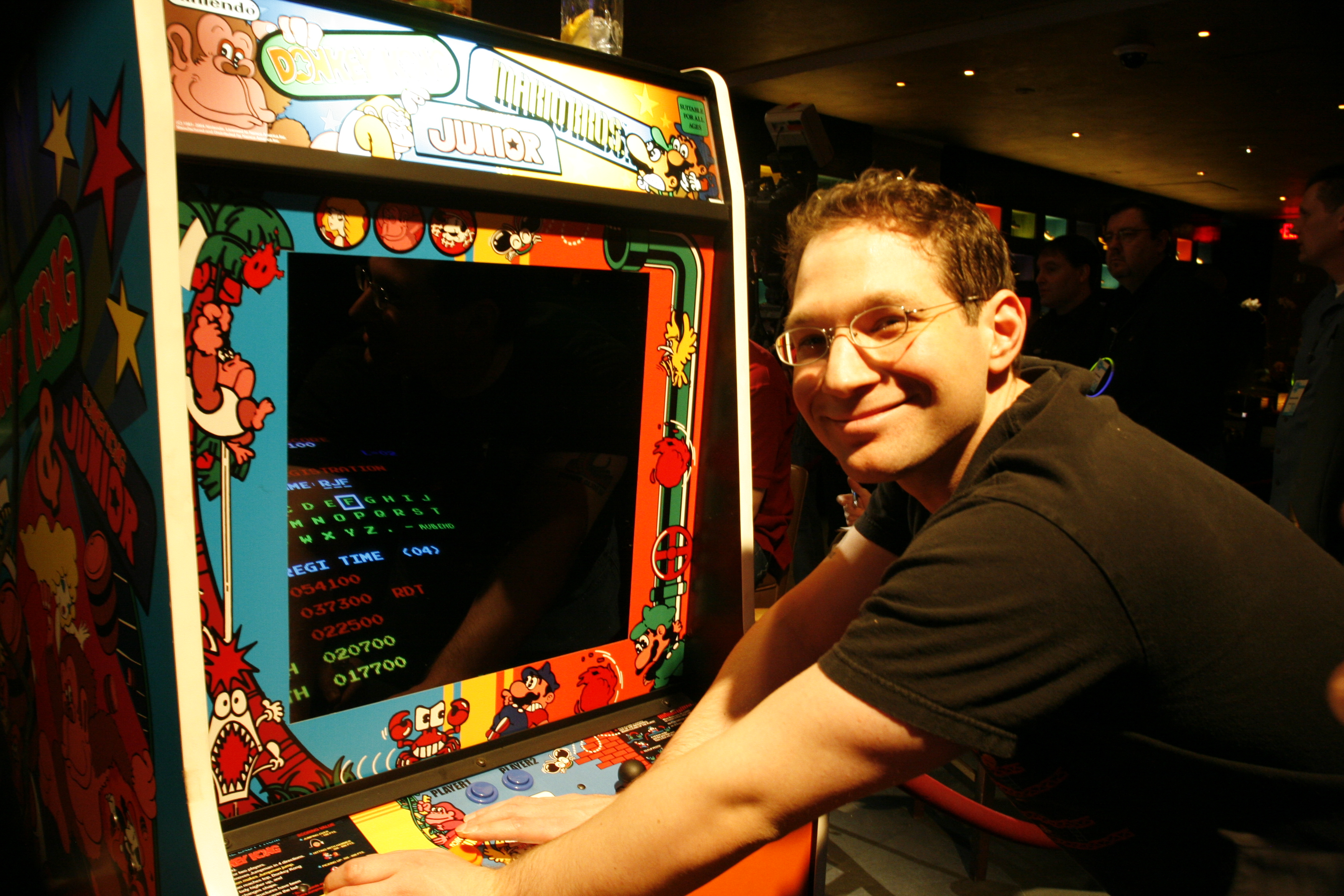 LEGO Donkey Kong Arcade Cabinet geleakt - und es sieht aus wie ein Traum fuer Nintendo-Fans